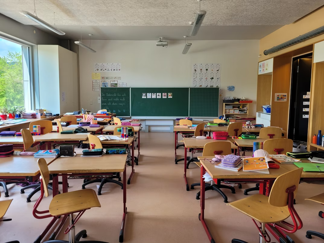 学校用の可動間仕切りを設置する3つのメリット