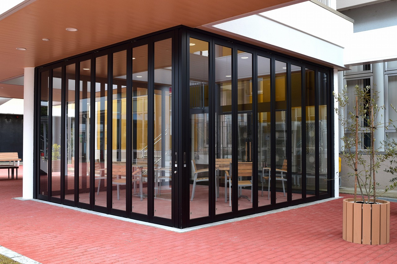 国立大学法人福井大学|学生の交流広場として開放感のある空間を実現