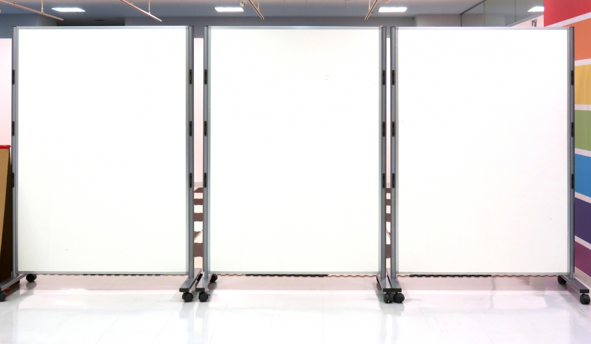 開放感のある空間づくりに「可動間仕切り」を活用できるポイント