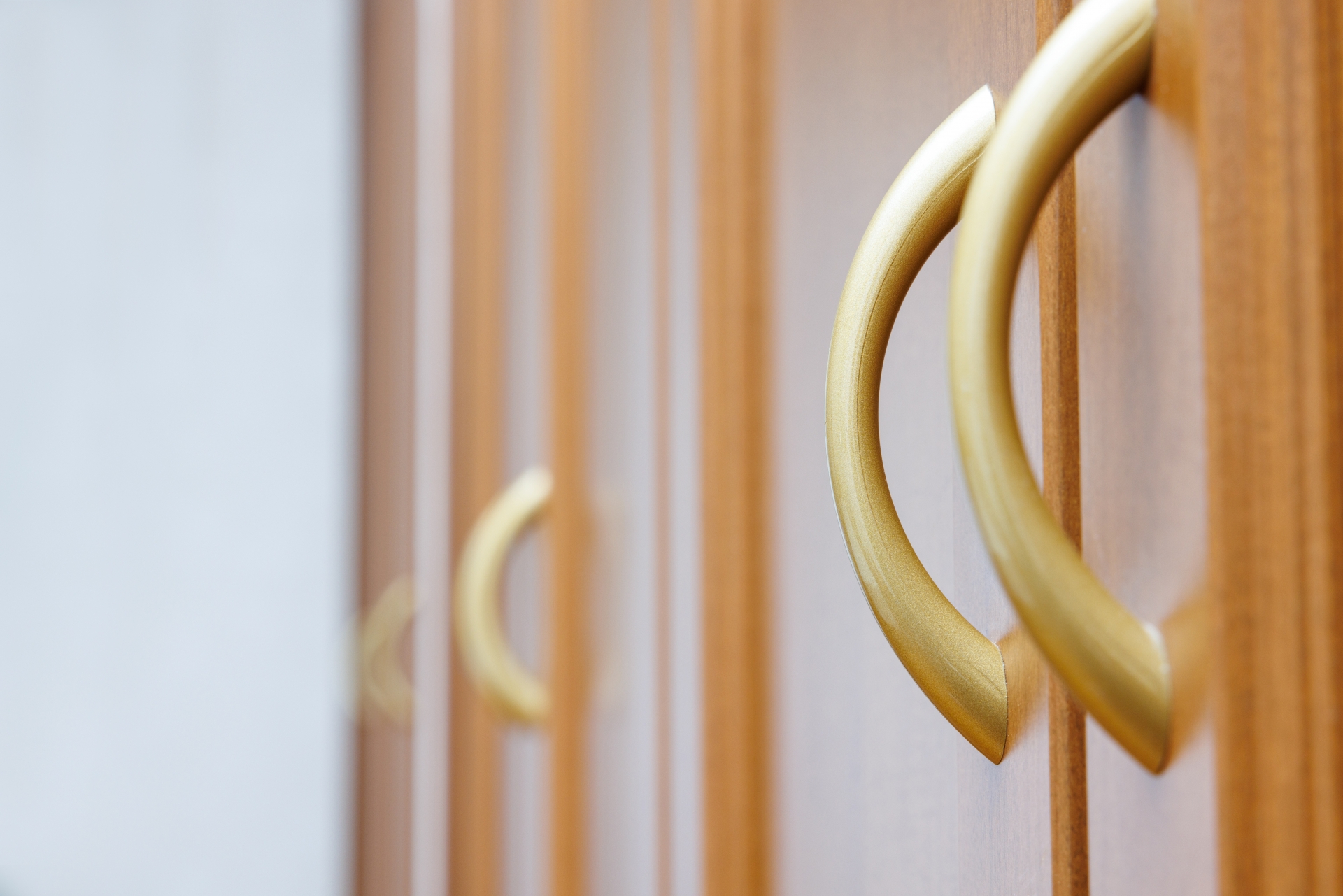 ファサードデザインとは？折戸を活用するメリットや折戸を使用した事例を解説