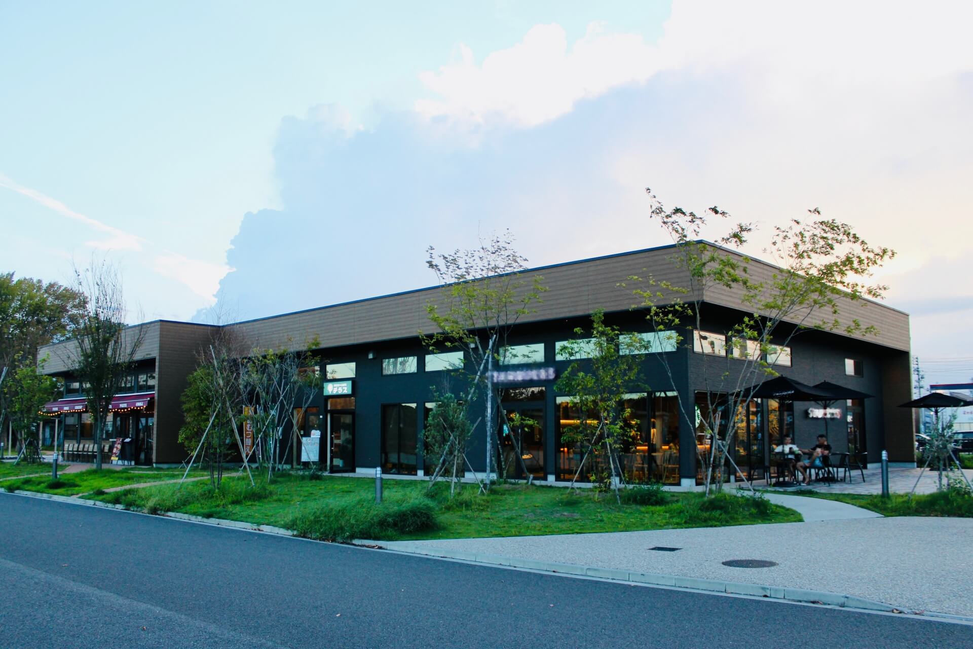 折戸を採用することによる大開口建築の魅力