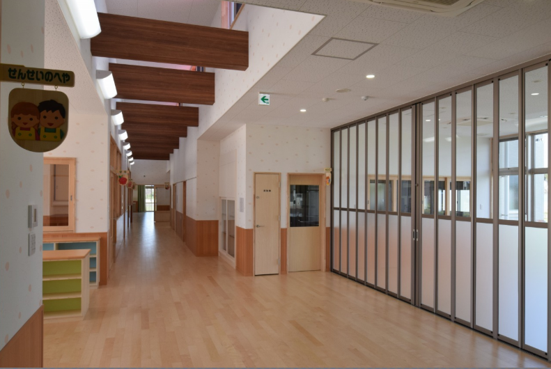 ほっとスルー｜園児や児童の安全に配慮した折戸で教育施設に対応